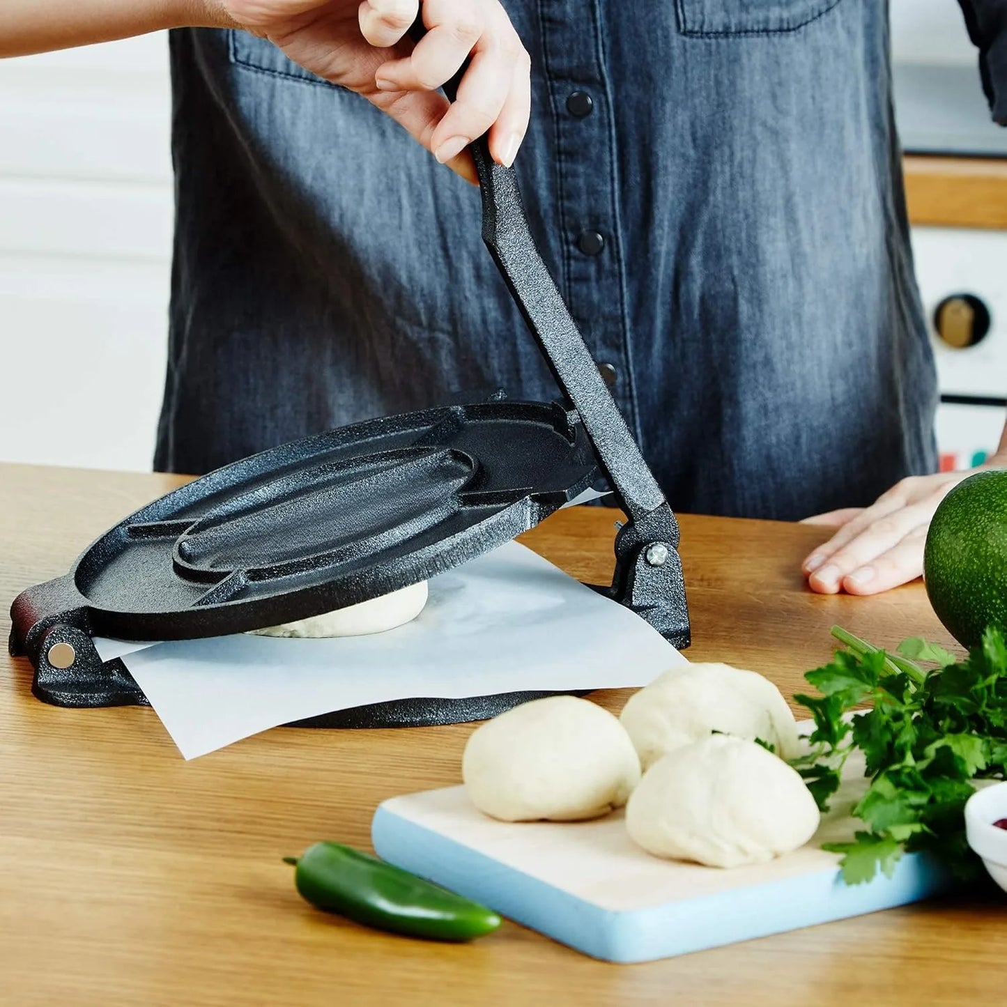 Cast Iron Tortilla Press 8 Inch with Cast Iron Comal Pan - Bundle of Cast Iron Tortilla Skillet for Roti, Tawa, Dosa,